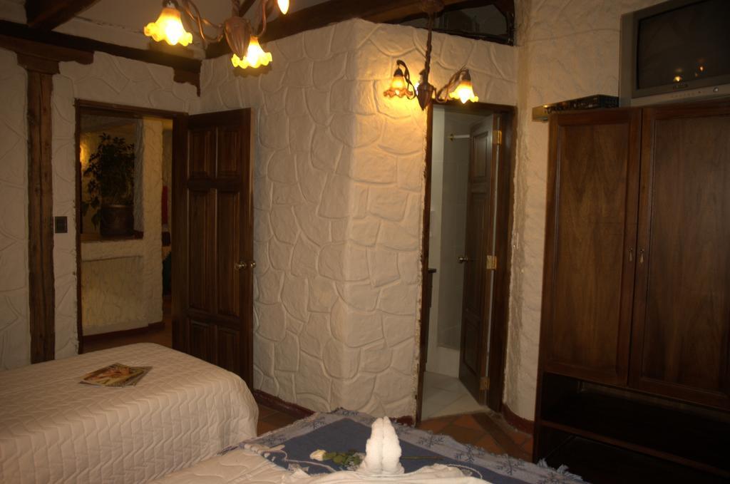 Hotel Quito Antiguo Oda fotoğraf