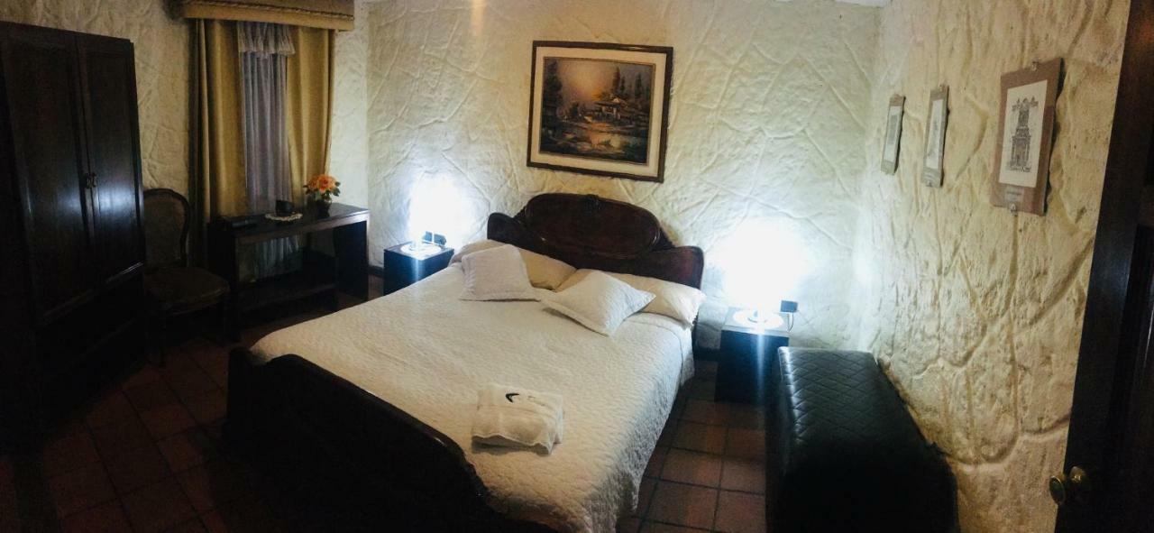 Hotel Quito Antiguo Dış mekan fotoğraf